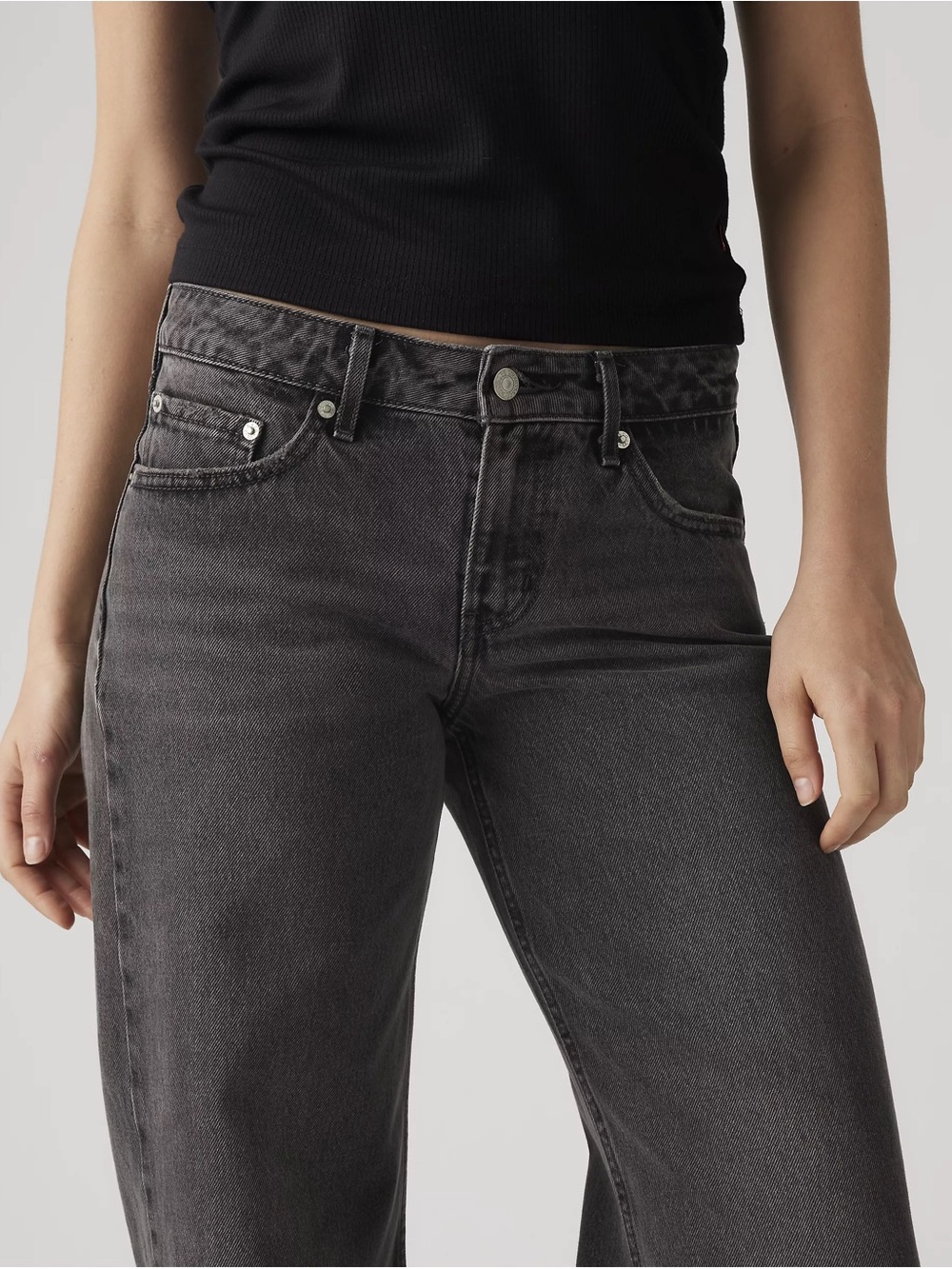 Levi's Women's Washed Black Low Rise Loose WISH ME LUCK Jeans - Picture 4 of 8